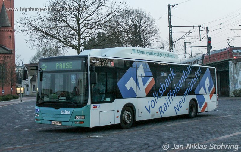 14) 2706-27,VHH-SWN,JNS.jpg